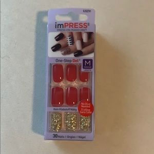 imPRESS Press-On Manicure